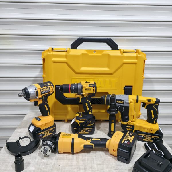باکس چهار قلو شارژی دیوالت مدل 88v 5.0ah